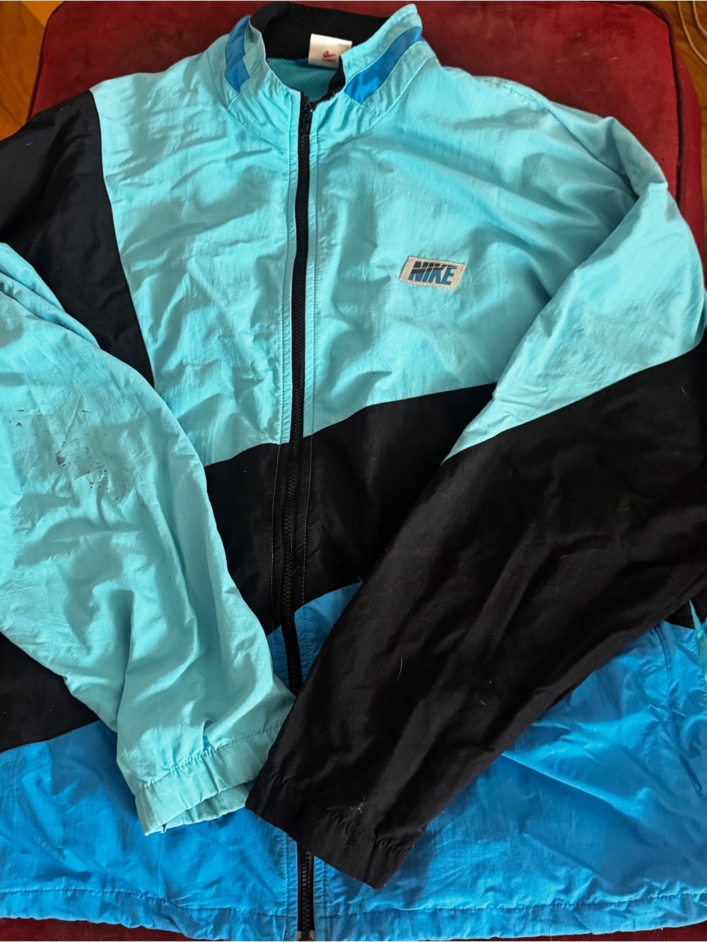 Nike 80’s Turquoise Blue and Black Mesh-Lined Windbreaker Large